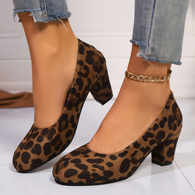 Lauren™ – Wide Toe Pumps with Stable Heel