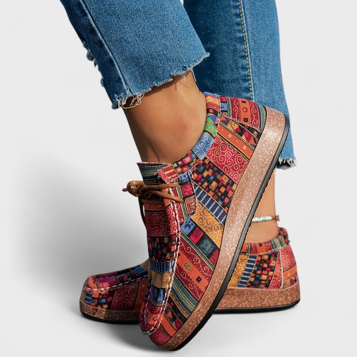 Sophia - Orthopedic, lightweight, and comfortable sneakers