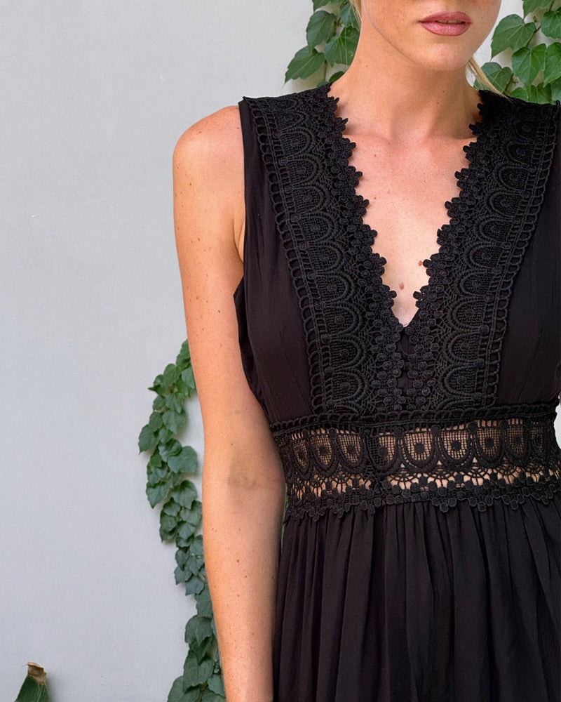Aurélie™ | Chic V-Neck Lace Dress