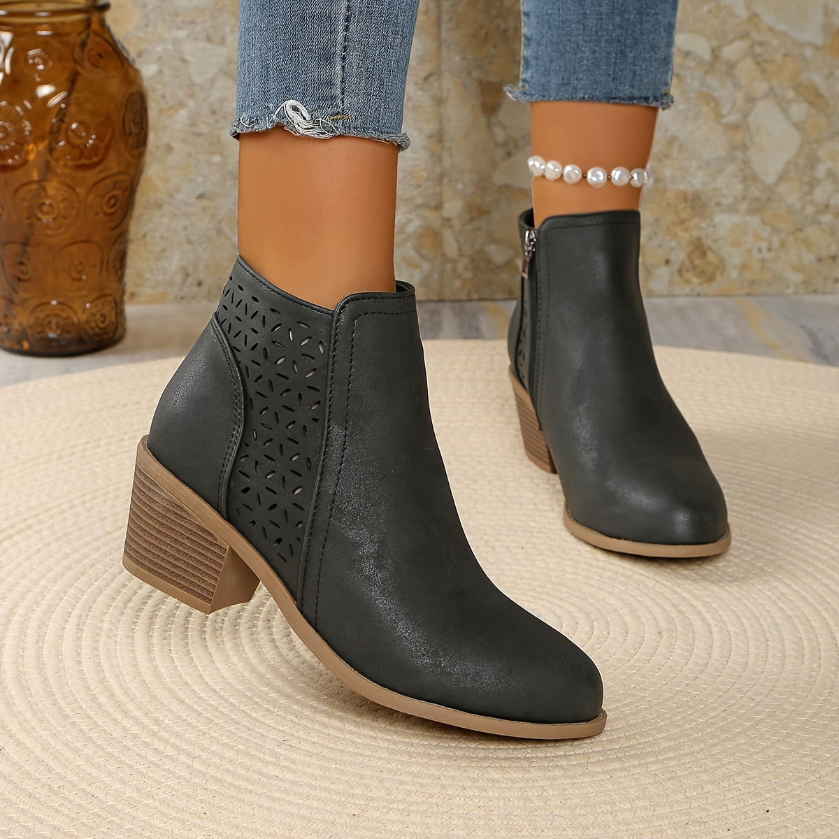 Lana – Breathable Ankle Boots with Lasting Comfort