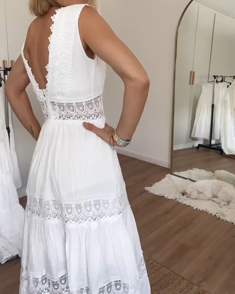 Aurélie™ | Chic V-Neck Lace Dress