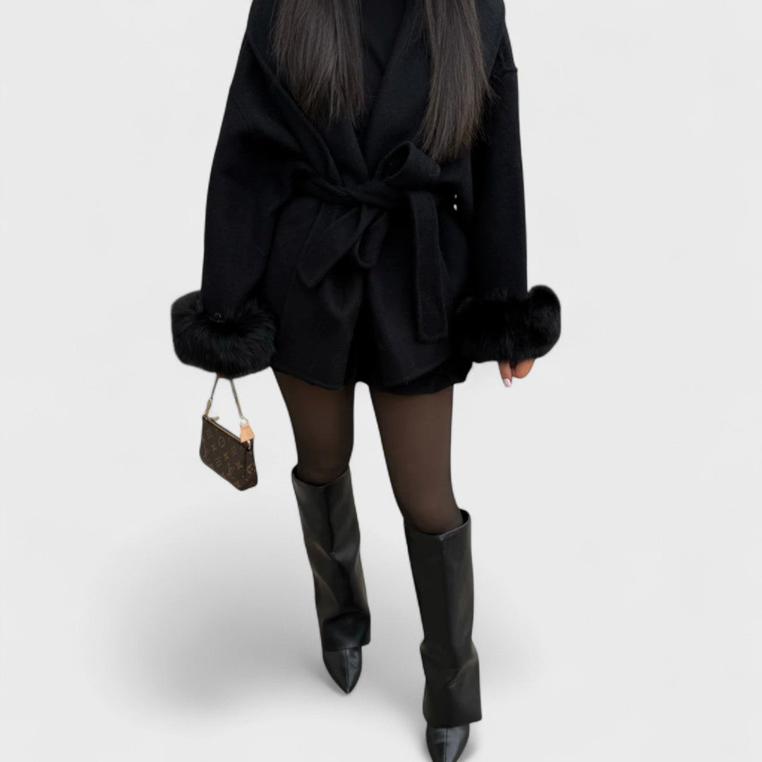 Haily - Elegant coat with eco-fur details