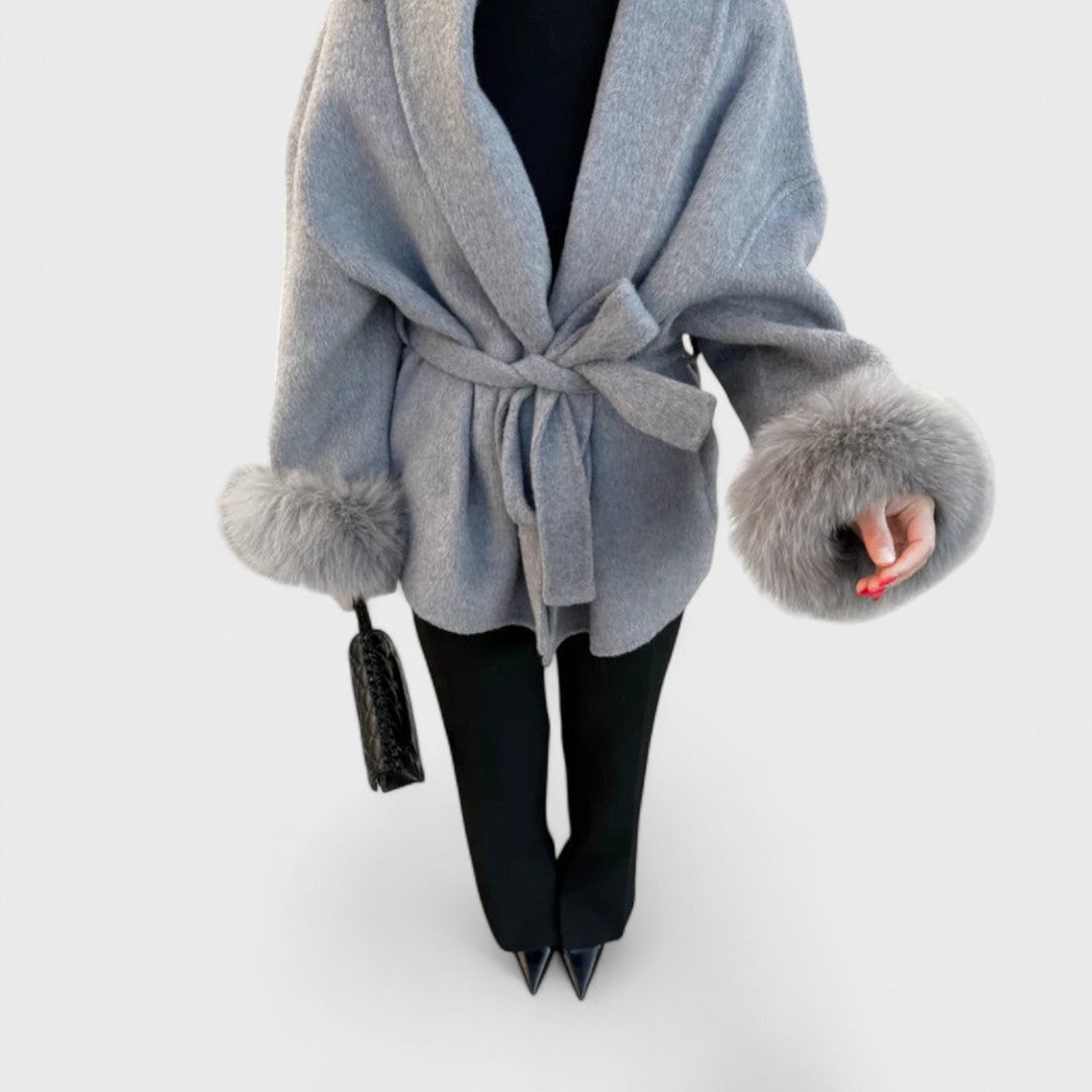 Haily - Elegant coat with eco-fur details