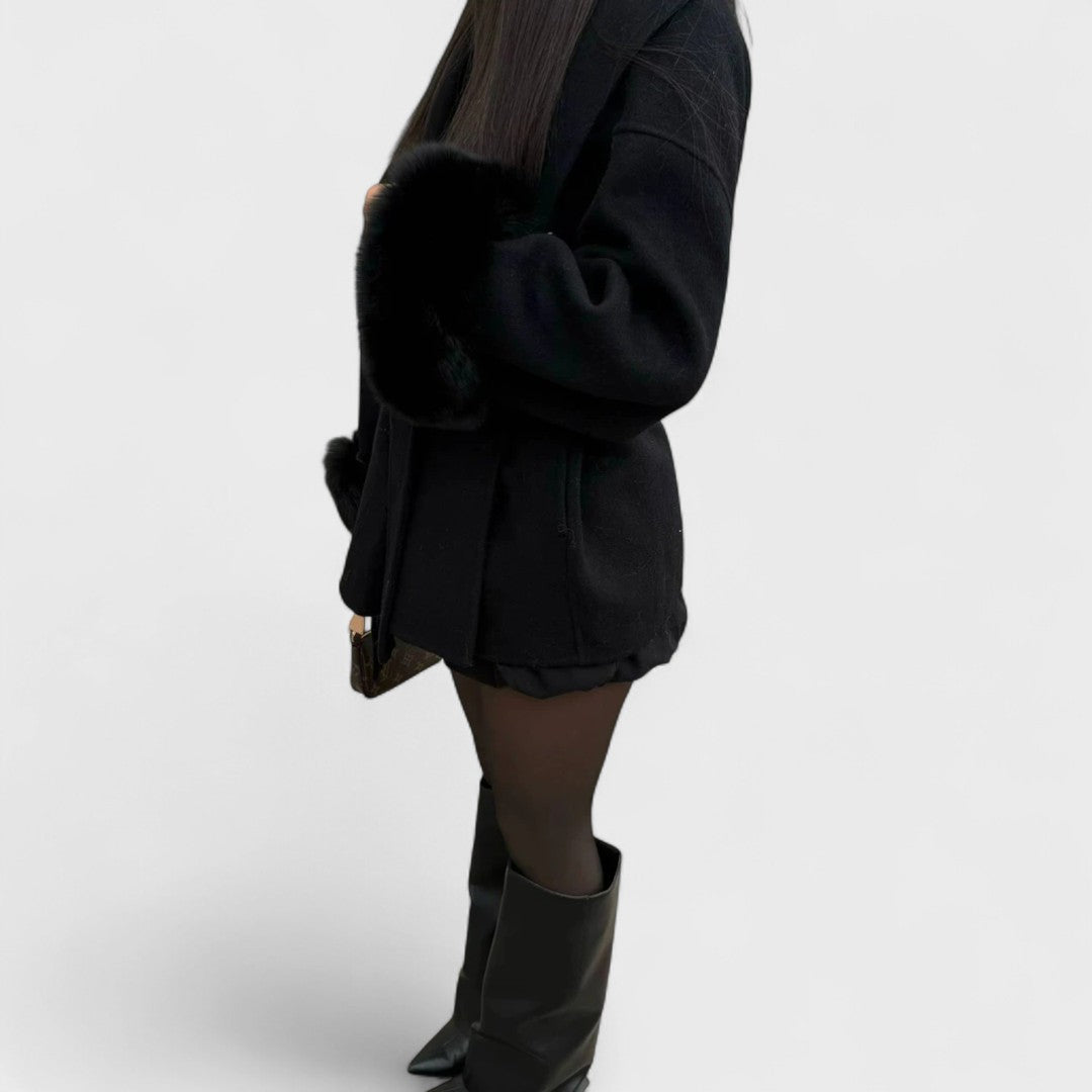Haily - Elegant coat with eco-fur details