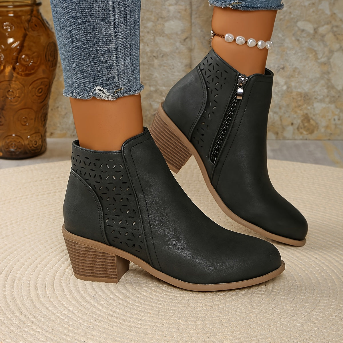 Lana – Breathable Ankle Boots with Lasting Comfort