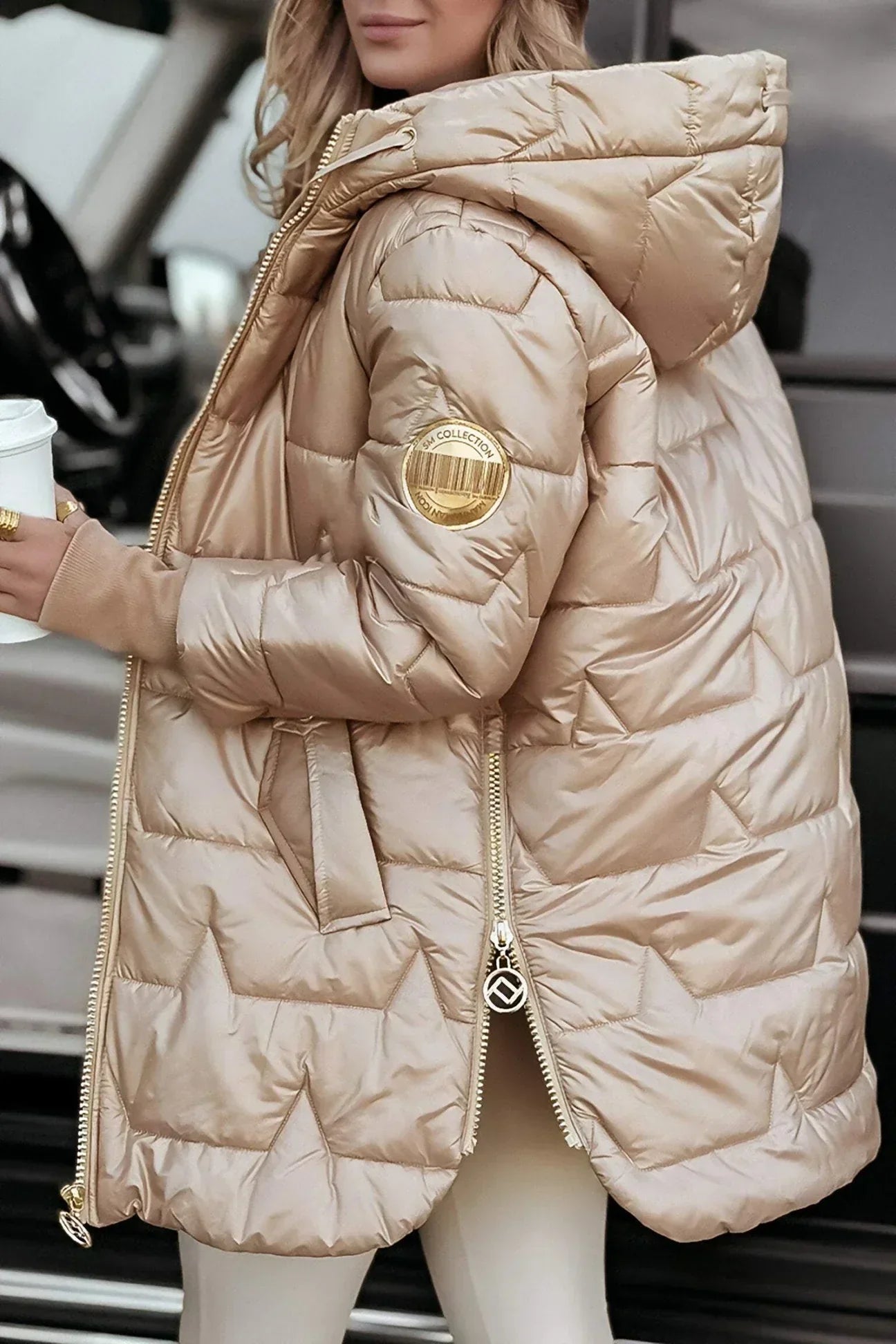 Sophia - Elegant winter coat with hood and padding
