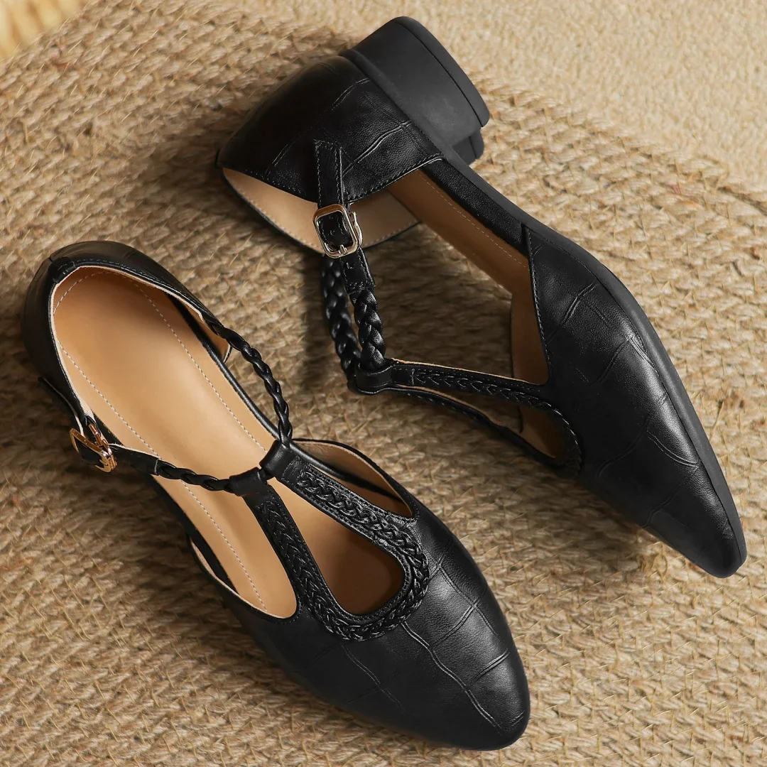 Orthopedic Leather Heels – Elegant Comfort Shoes with Support & Stability