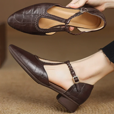 Orthopedic Leather Heels – Elegant Comfort Shoes with Support & Stability
